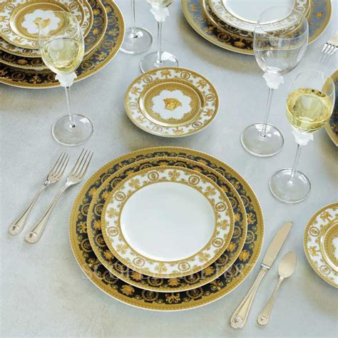 catalogo on line versace 2018 piatti|Versace Dinnerware Collection .